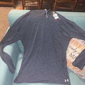 Women’s UA thin hoodie